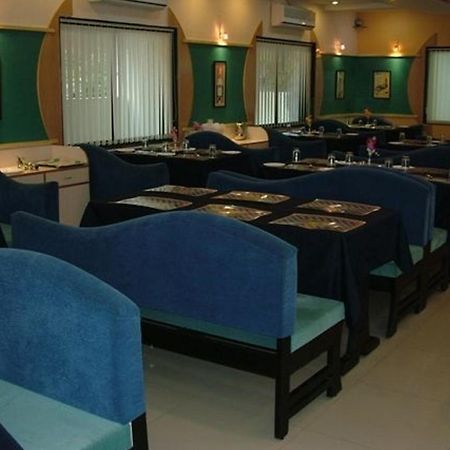 Dwaraka Residency Kakinada Bagian luar foto